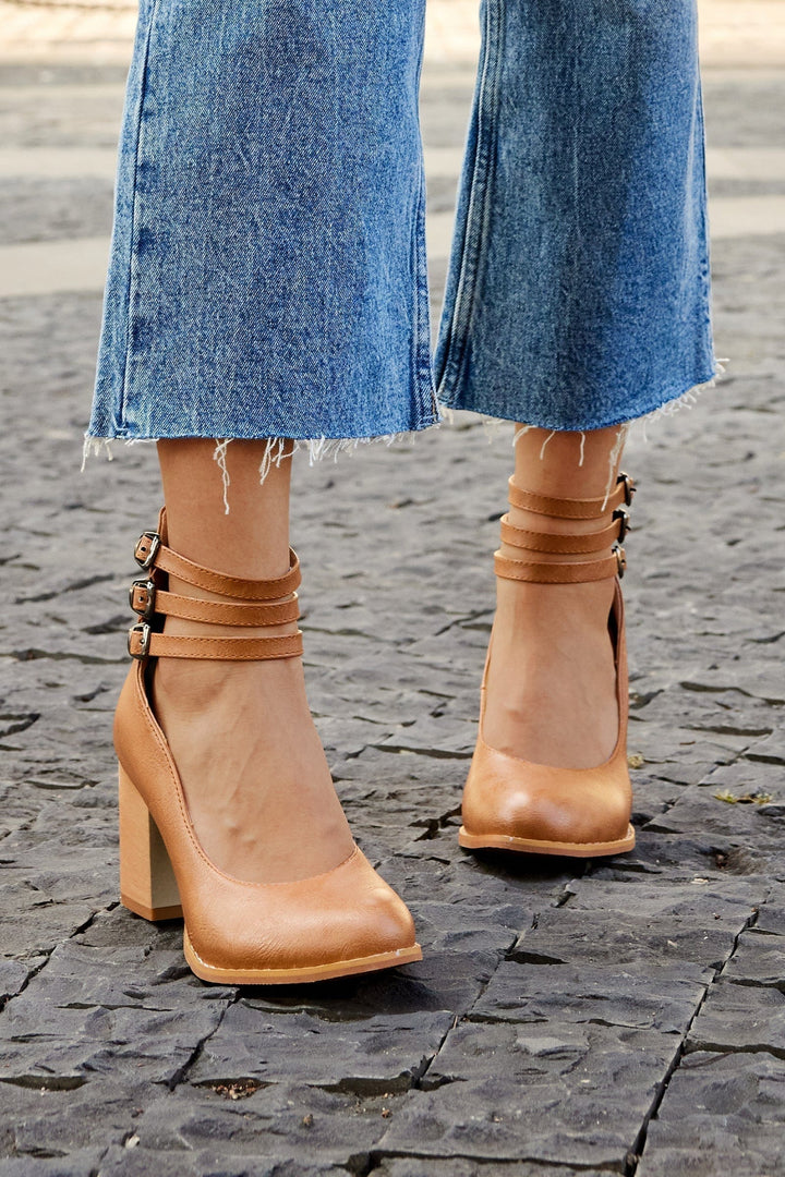 Vaesin | Triple Buckle Heels