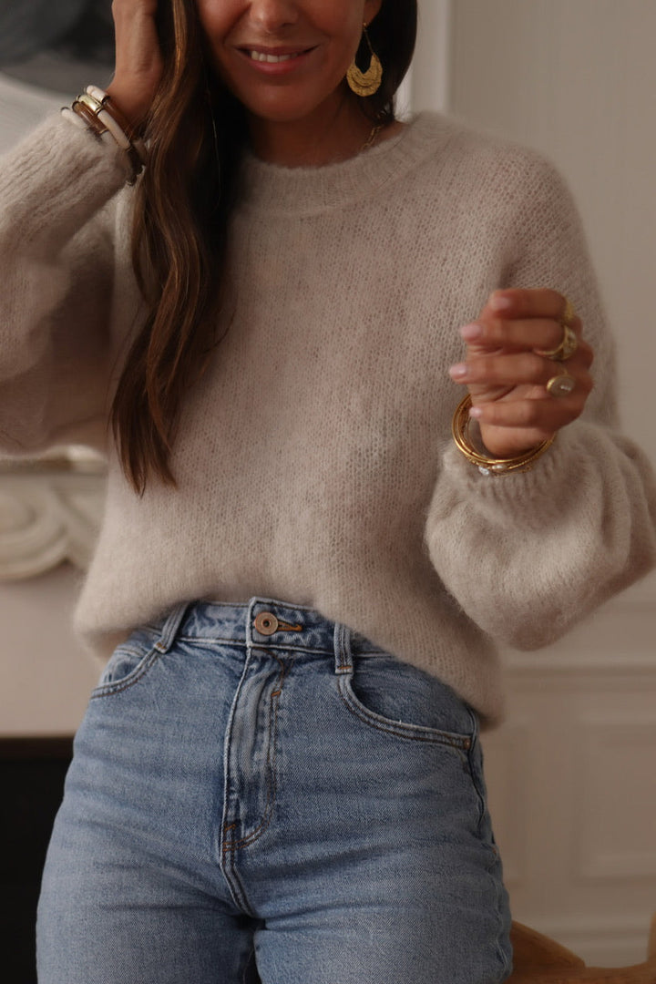 Dakota | Soft Cloud Knit Sweater